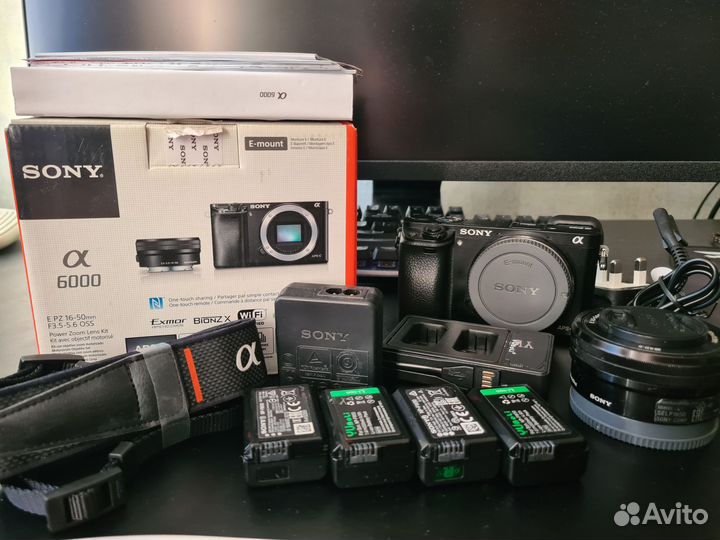 Фотокамера Sony a6000
