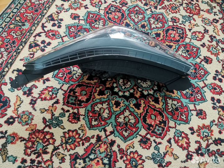 Фара левая Hyundai Creta I 92101M0300