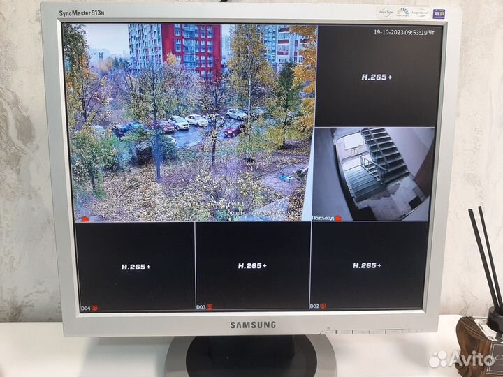 Монитор Samsung