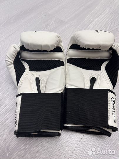 Боксерские перчатки детские 6 oz