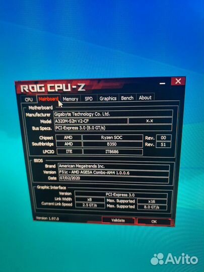 Материнская плата с процессором Ryzen 3 3200g