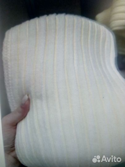 Комплект вязаный с юбкой топом и ковточкой