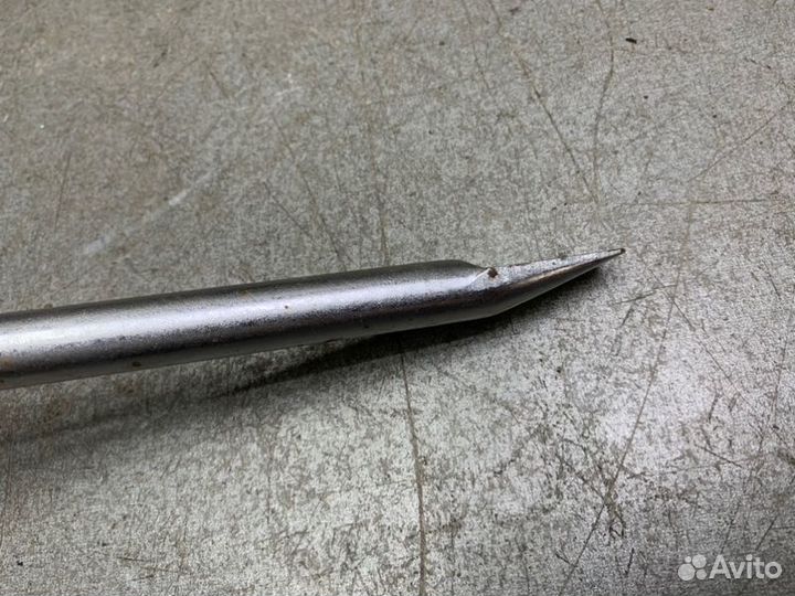 Ключ балонный Toyota Avensis T250 универсал 2.0