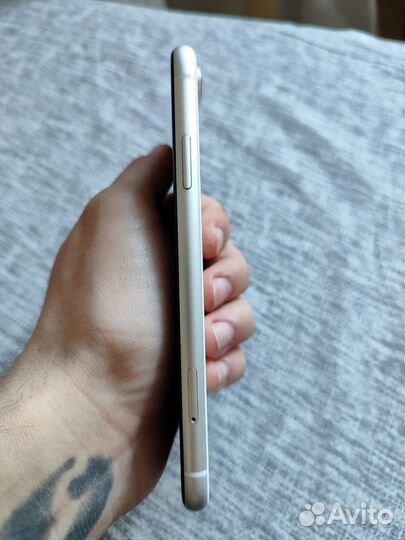 iPhone Xr, 128 ГБ