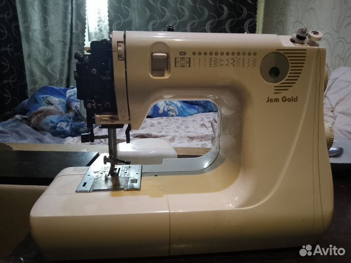 Швейная машинка janome на запчасти
