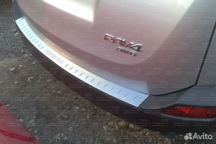 Накладка на задний бампер Toyota RAV4 RAV 4