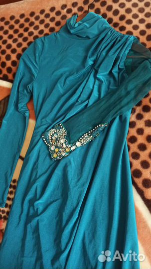 Вечернее платье