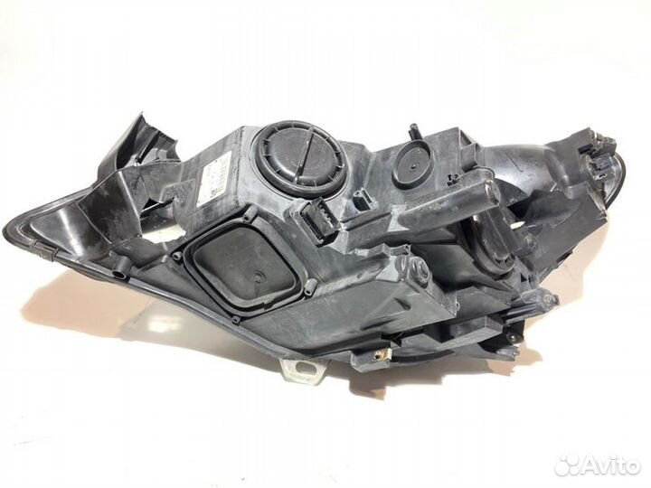 Фара правая Opel Astra J GTC 1.4 A14NET 2012