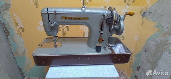 Швейная машинка 