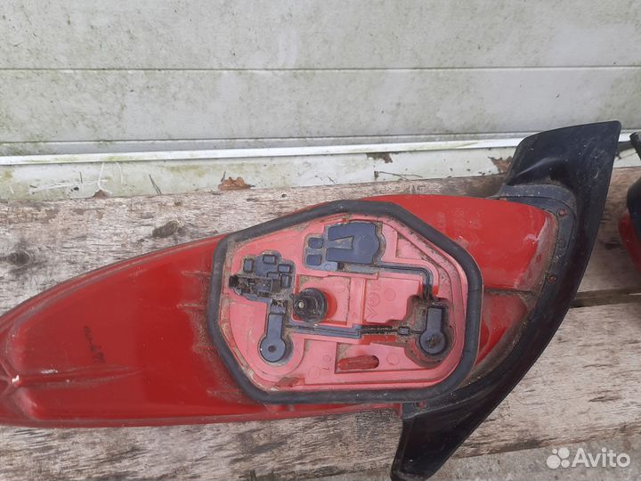 Фонари пежо 206