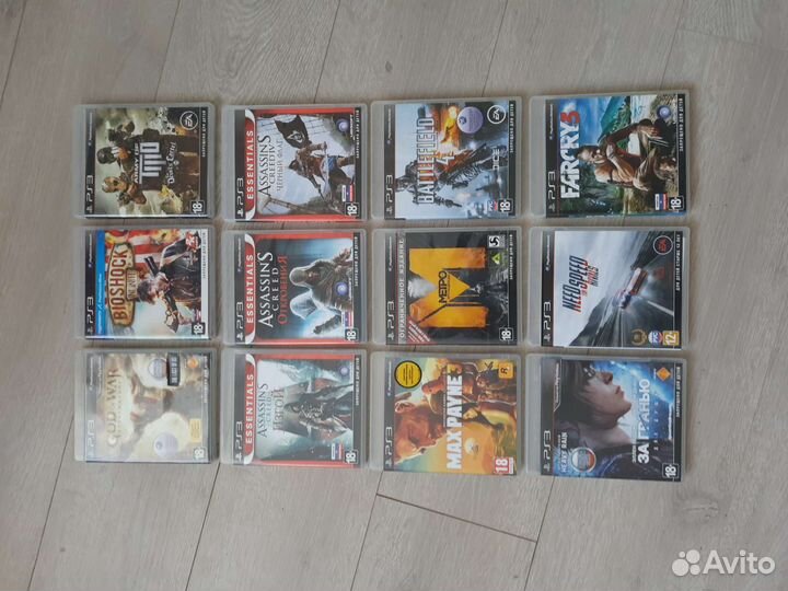 Sony PS3 500 gb + 12 дисков с играми