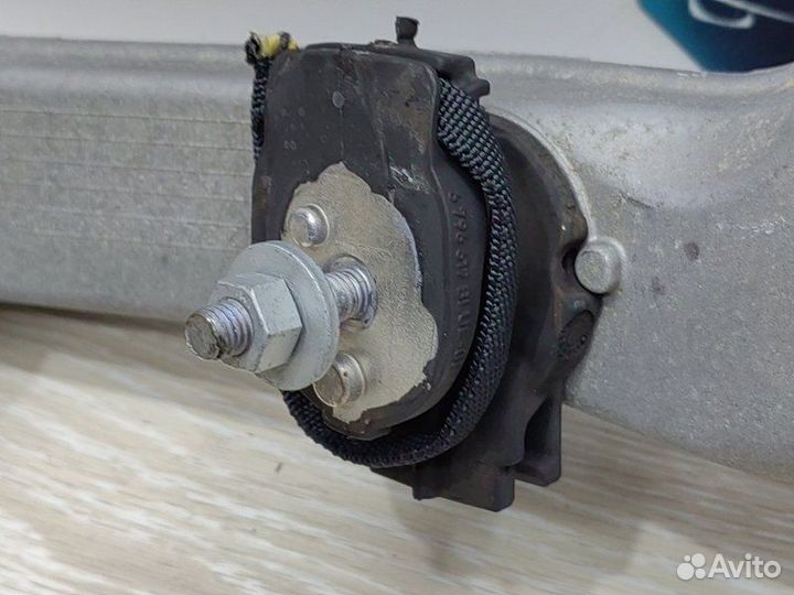 Кронштейн АКПП Bmw 3 F30 N55B30 2012