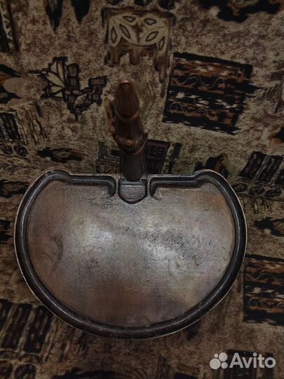 Подставка алюминиевая под цветы