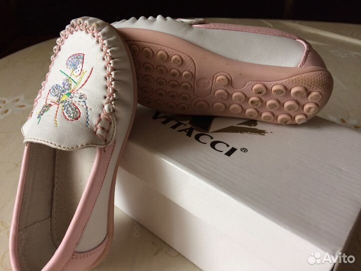 Продам туфли дошкольные (мокасины) фирмы 