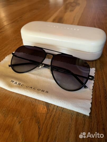 Солнцезащитные очки marc jacobs