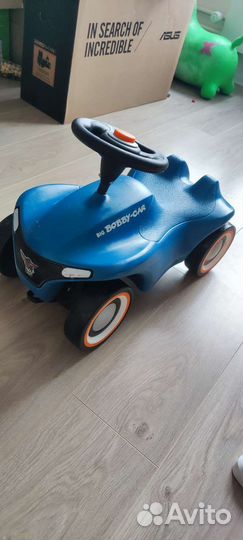 Машинка каталка толокар