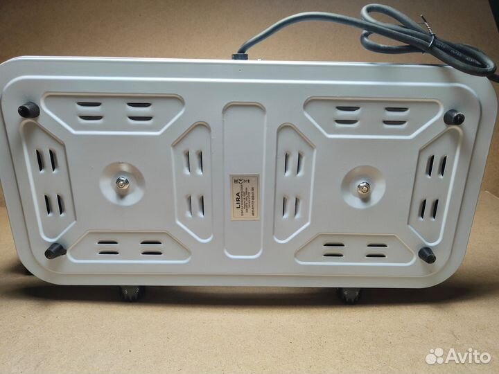 Электрическая настольная плита LR1202C