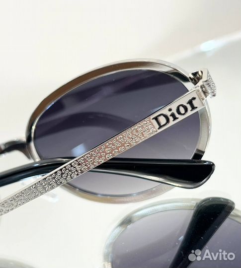 Солнцезащитные очки dior