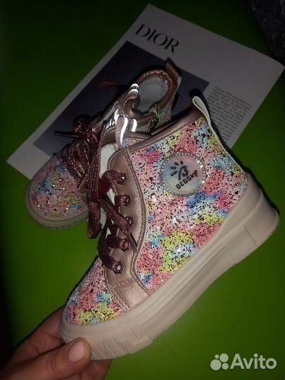 Ботинки для девочки