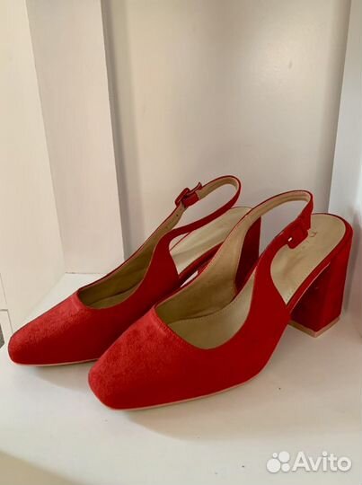 Туфли, босоножки, кеды levis. Раз-р 39,40,41