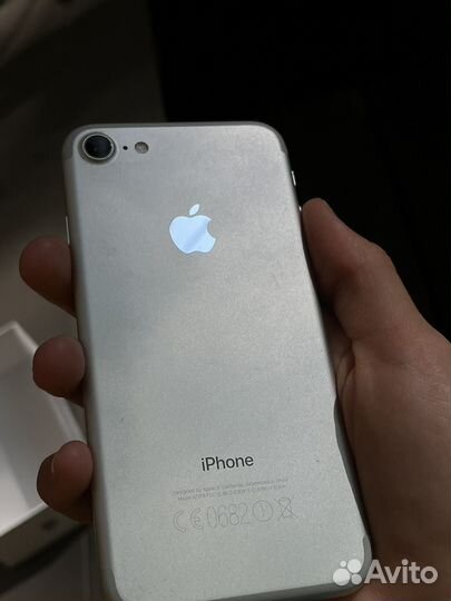 iPhone 7, 32 ГБ