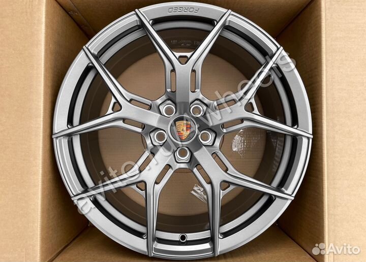 Кованые диски Porsche Macan R19 наличие