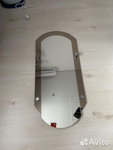 Зеркало настенное