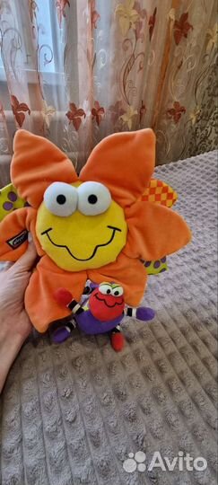 Игрушка на коляску