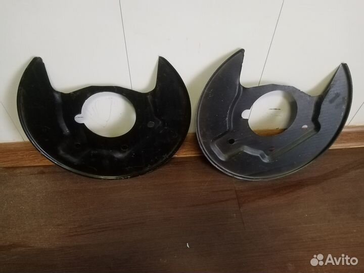 Щит тормозной Газель передний, правый и левый