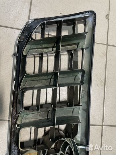 Решетка радиатора prado 120