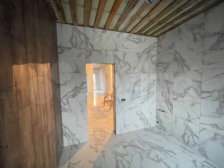 Дом 180 м² на участке 7,3 сот.