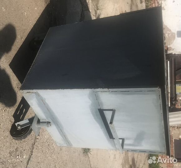 Бак для мусора металлический на колесиках