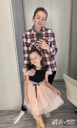 Нарядное платье для девочки 110-122