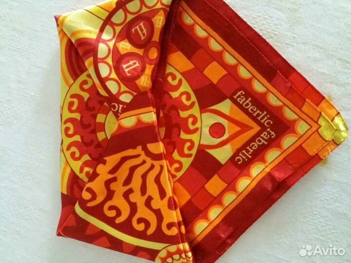Шелковый платок новый