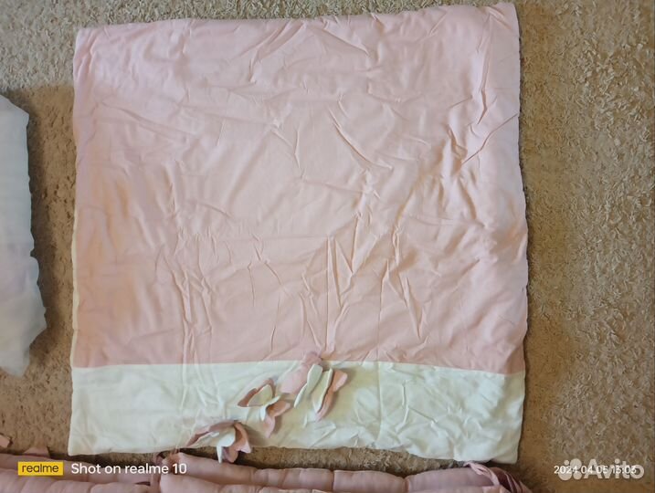 Бортики в детскую кроватку, одеяло, балдахин