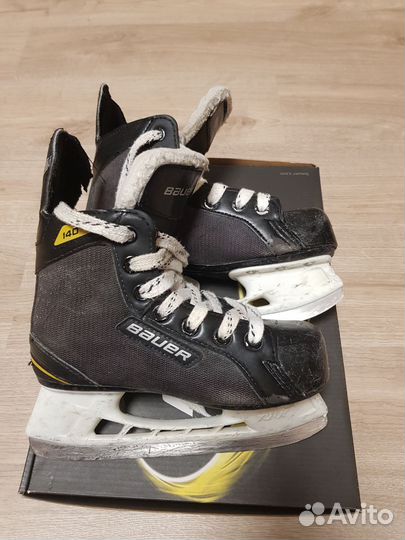 Хоккейные коньки bauer