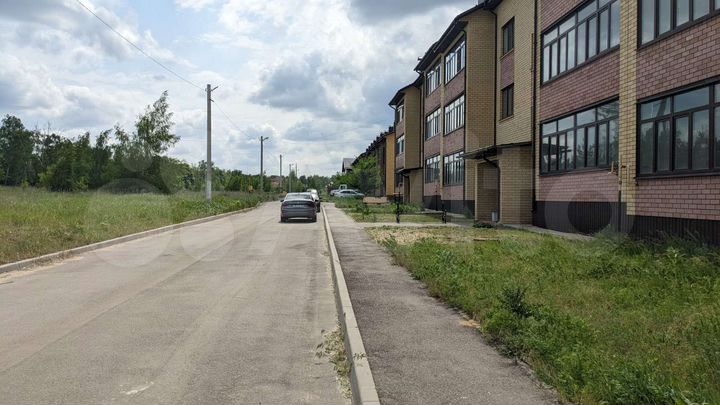 2-к. квартира, 61 м², 2/3 эт.