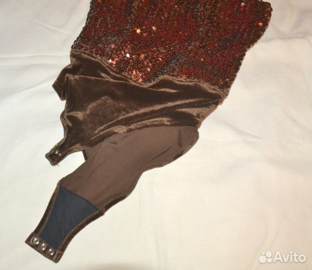 Продаю эффектное боди