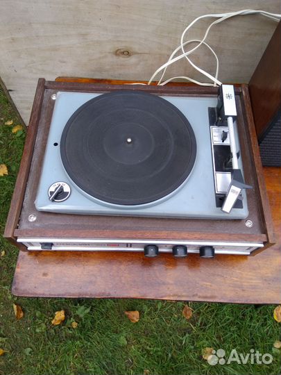 Проигрыватель Россия 323