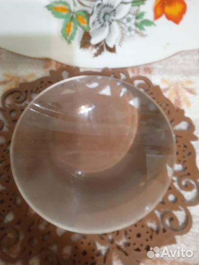 Увеличительное стекло