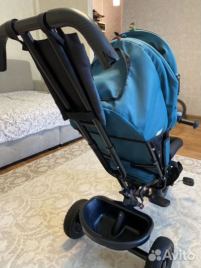 Детский велосипед с ручкой