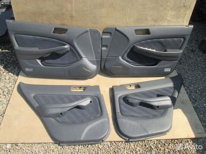 Обшивка дверей Honda Torneo CF3 F18B 2000/9