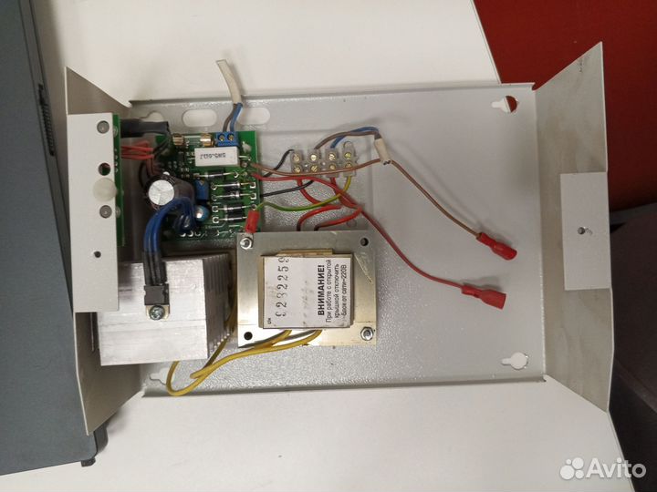 Блок бесперебойного питания 20М