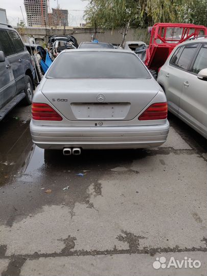 В разборе Мерседес C140-CL600 Coupe