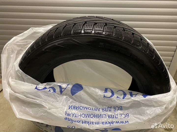 Nokian Tyres Hakkapeliitta R2 SUV 255/55 R19 111R
