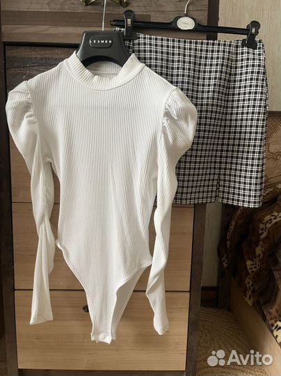 Боди водолазка и юбка