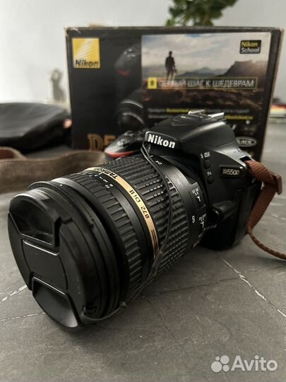 Фотоаппарат nikon d5500 + объектив + вспышка