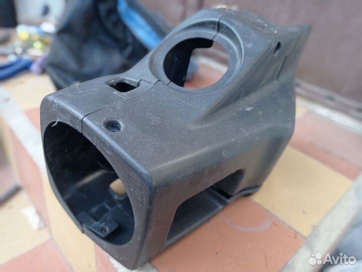 Кожух рулевой колонки 2110