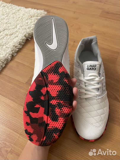 Футзалки nike новые 42