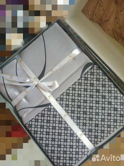 Постельное белье новое (простынь 240*260)